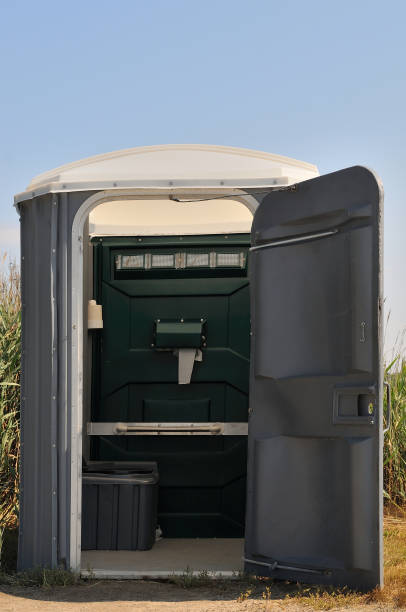 Best Handicap porta potty rental  in Rainbow Springs, FL